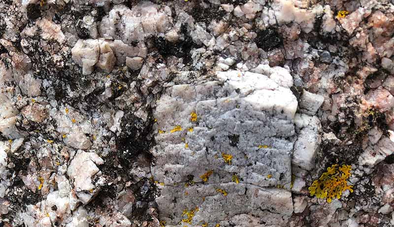 trousers point granites